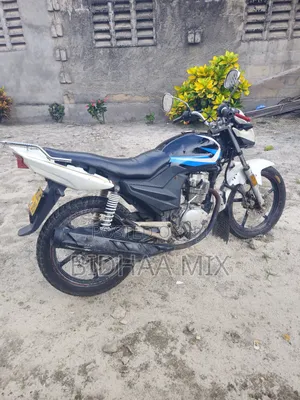 Motorcycle 2016 White