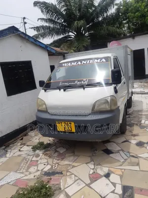 Toyota Townance 2002 White