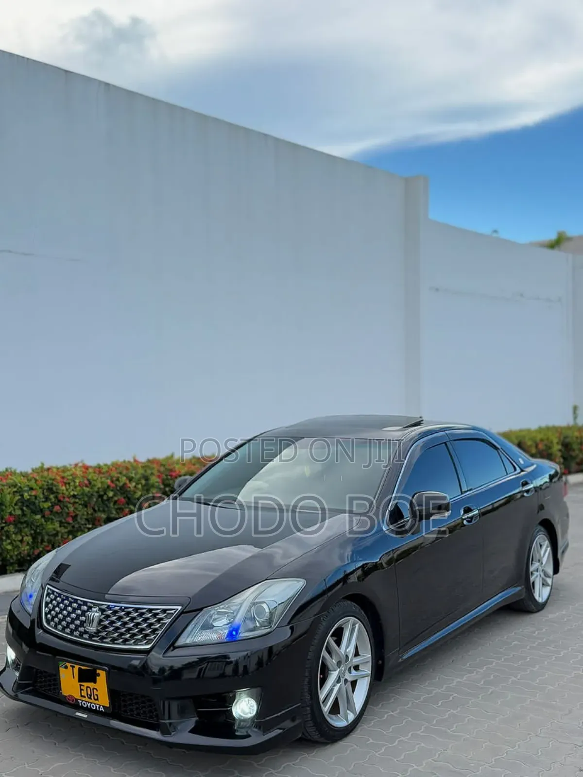 Toyota Crown 2010 Black