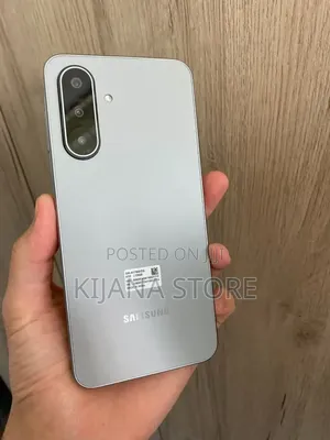 New Samsung Galaxy A17 128 GB Silver