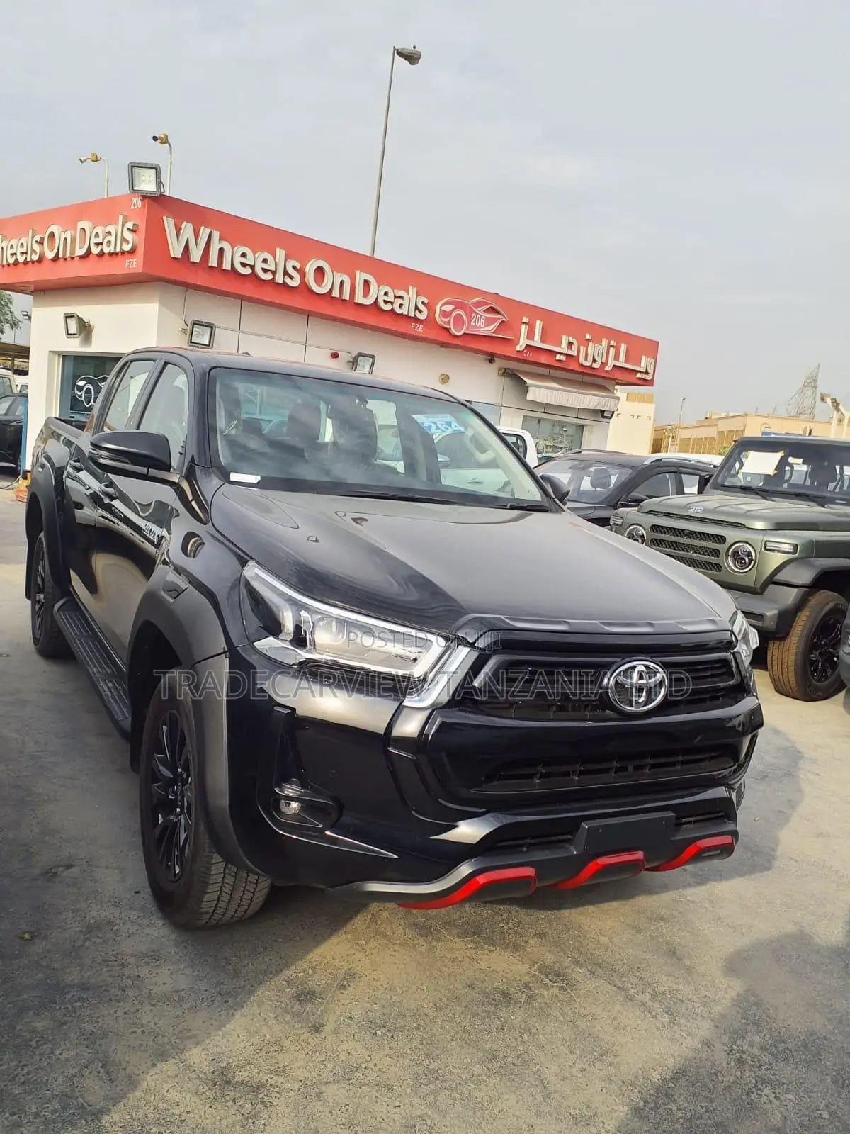 New Toyota Hilux 2025 Black