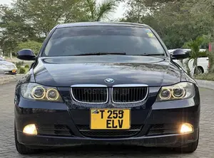 BMW 3 Series 320i RWD 2005 Blue