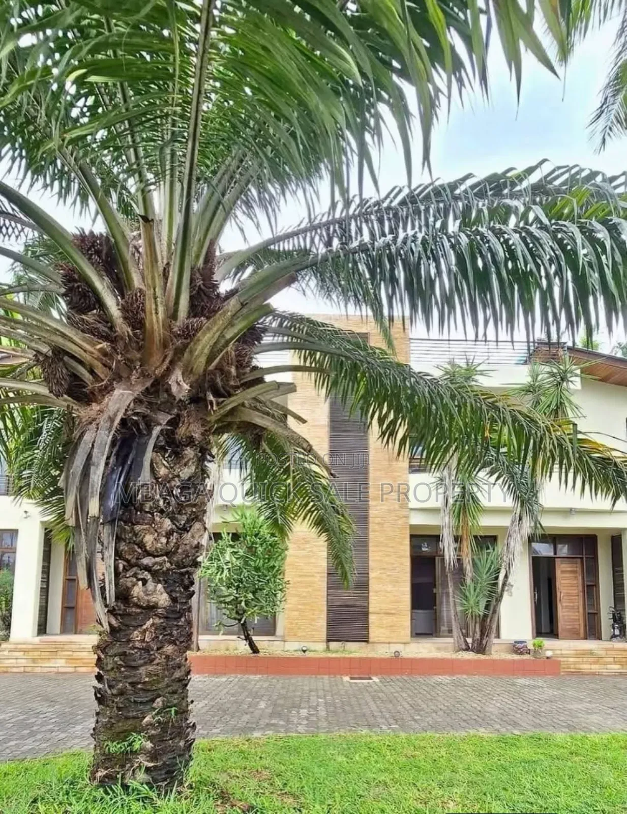 Furnished 8bdrm House in Mikocheni for rent