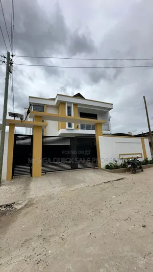 4bdrm House in Mikocheni for sale