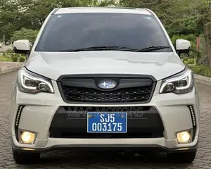 Subaru Forester 2013 White