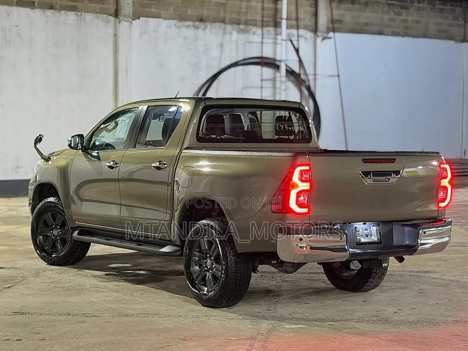 Toyota Hilux Revo Double Cab Deisel 2.4 RWD 2021 Green