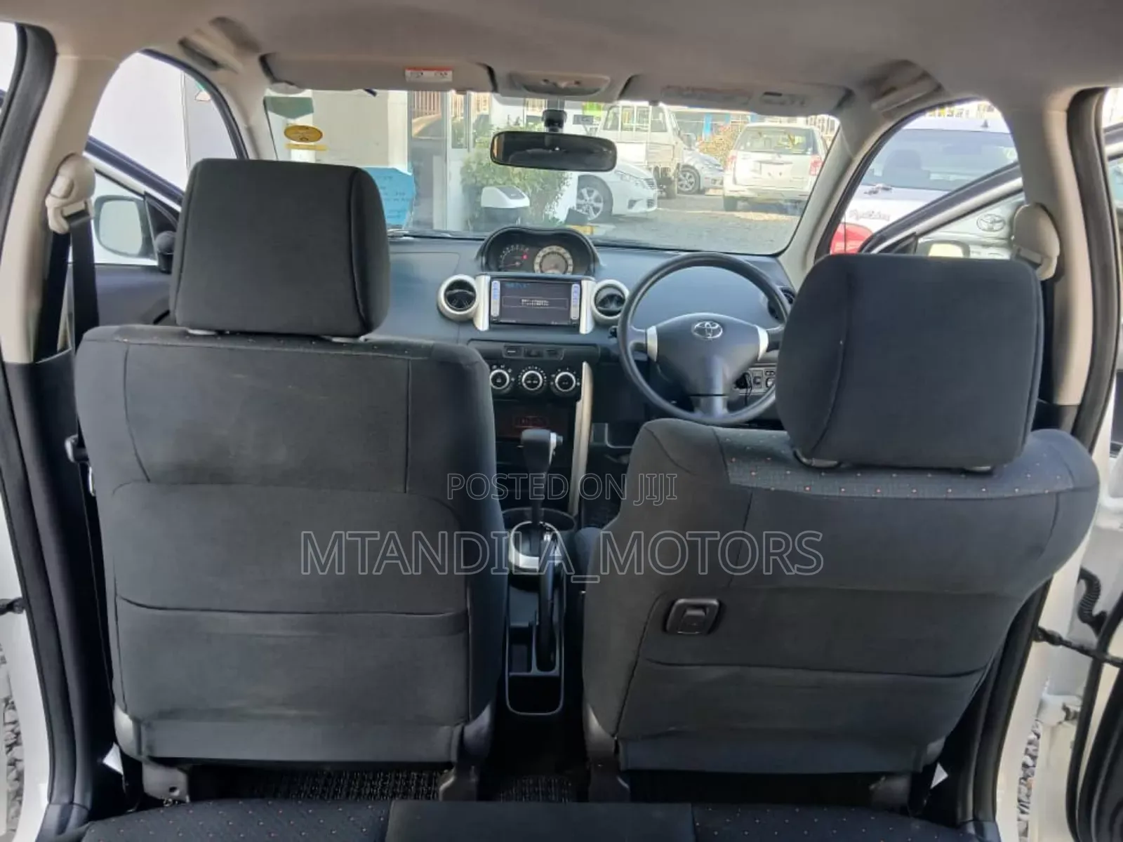 Toyota IST 2007 White