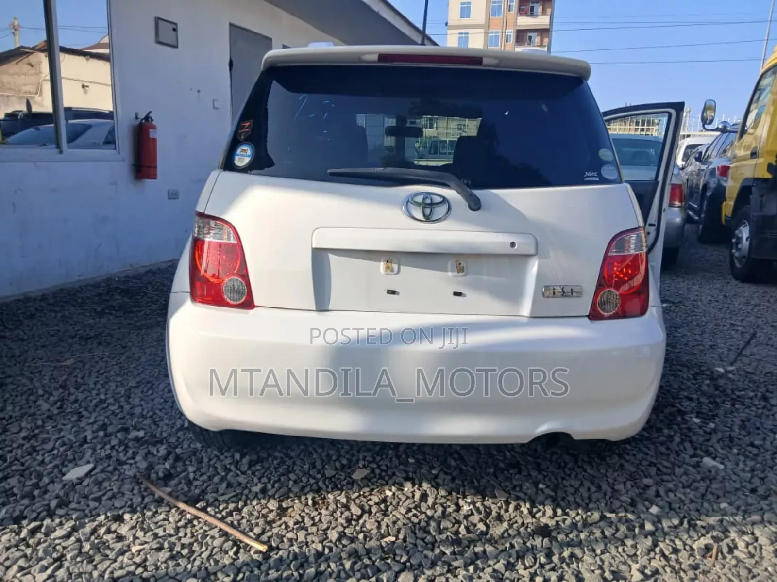 Toyota IST 2007 White
