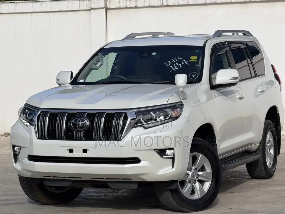 Toyota Land Cruiser Prado 2.8 2018 White