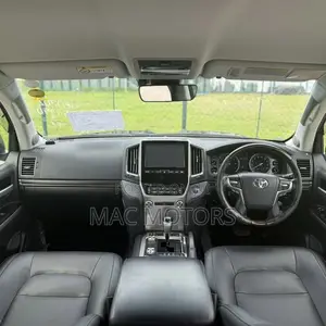 Toyota Land Cruiser 2017 Black