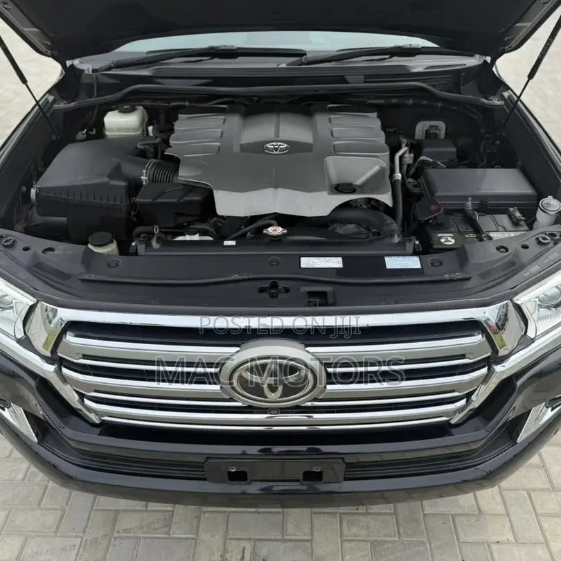 Toyota Land Cruiser 2017 Black