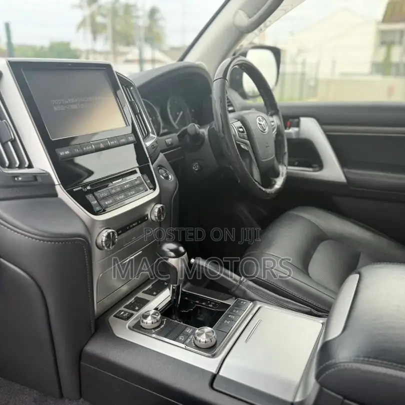 Toyota Land Cruiser 2017 Black