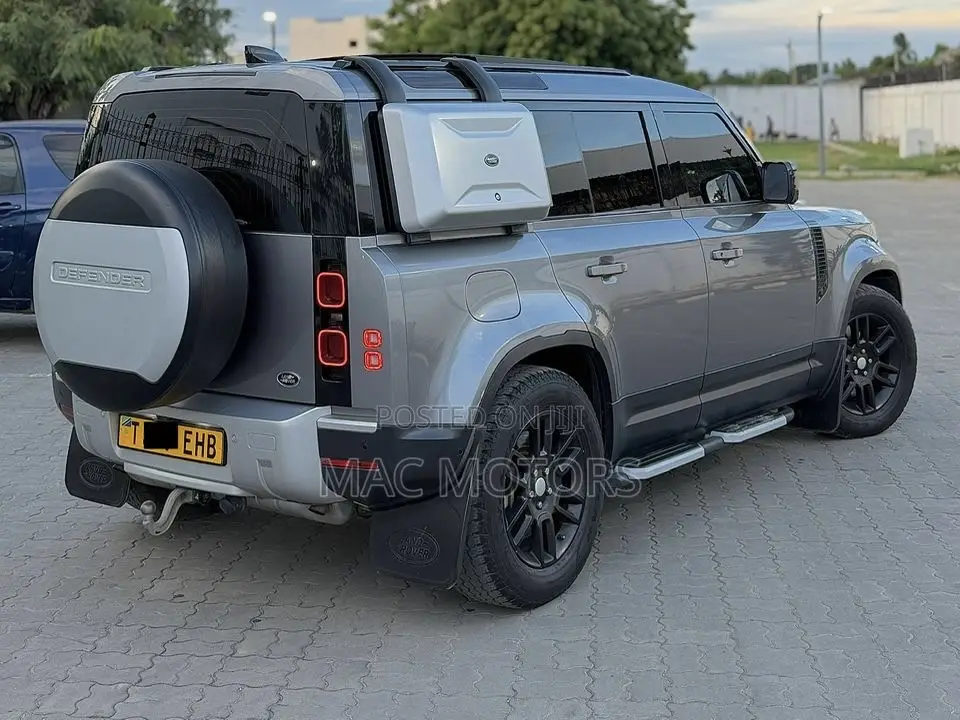 Land Rover Defender 2021 Gray