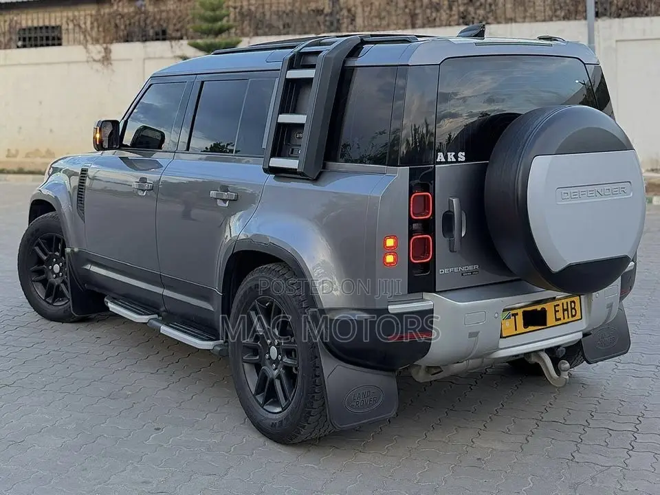 Land Rover Defender 2021 Gray