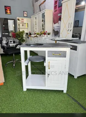 Kitchen Cabinet Mlango Mmoja Ina Sehemu Ya Kuweka Jiko La Gas