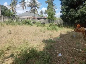 Plot Areq SQM 1000 for Sale at Bunju B