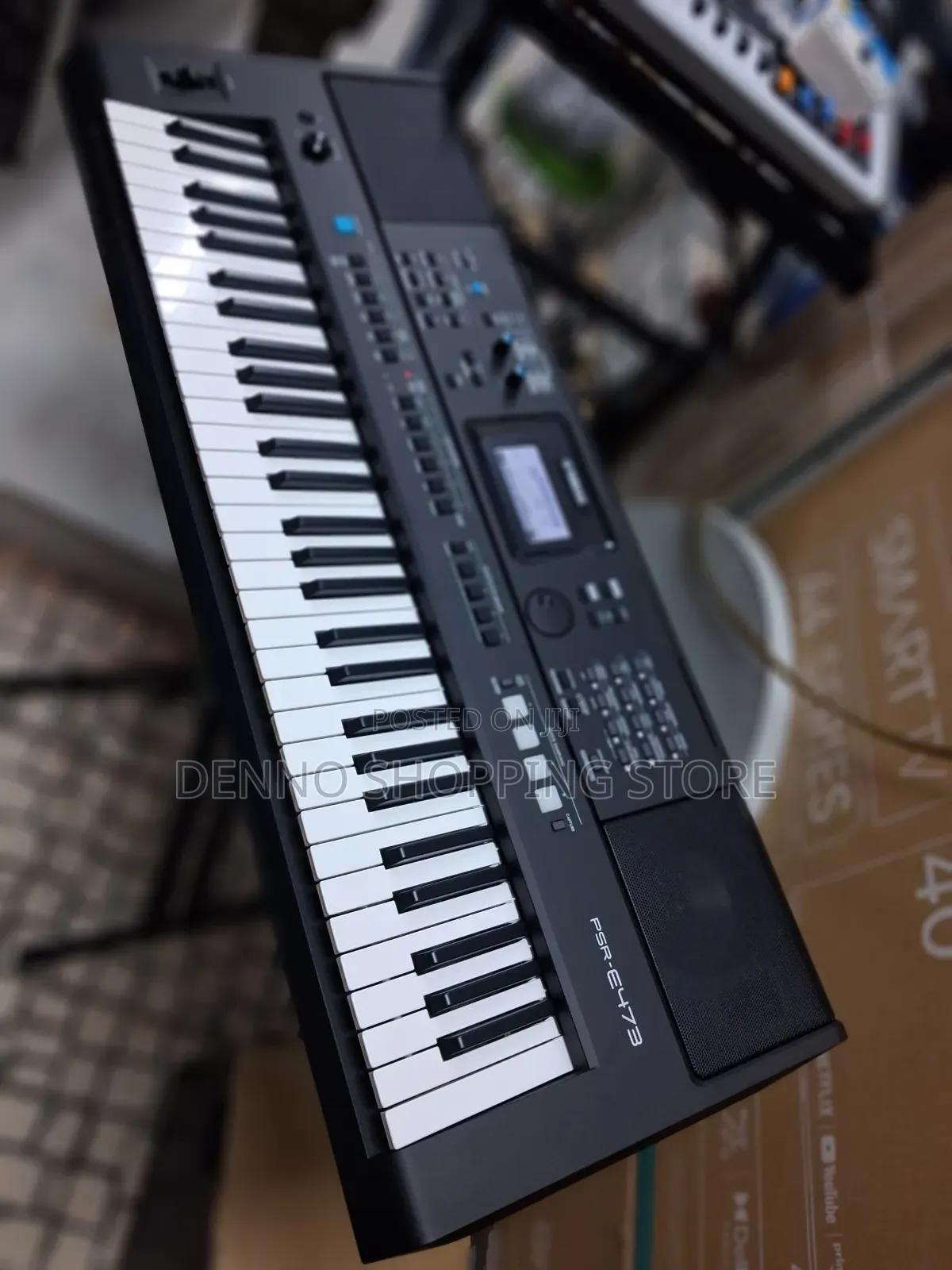 Yamaha E473 Keyboard Black