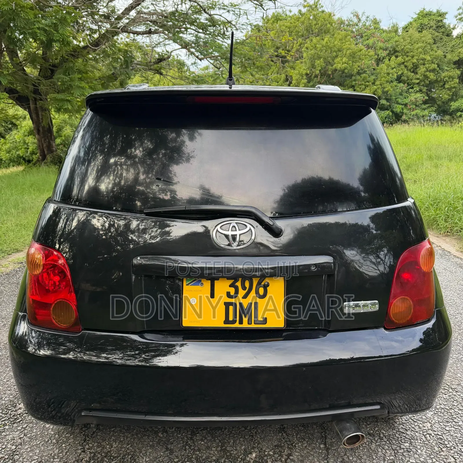 Toyota IST 2004 Black