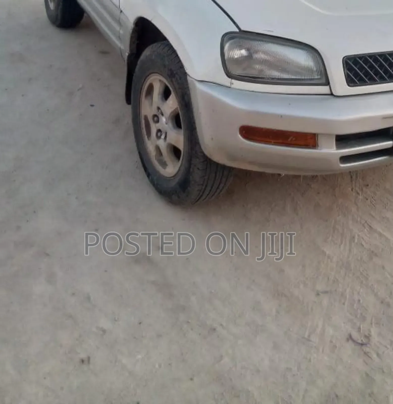 Toyota RAV4 1999 Silver