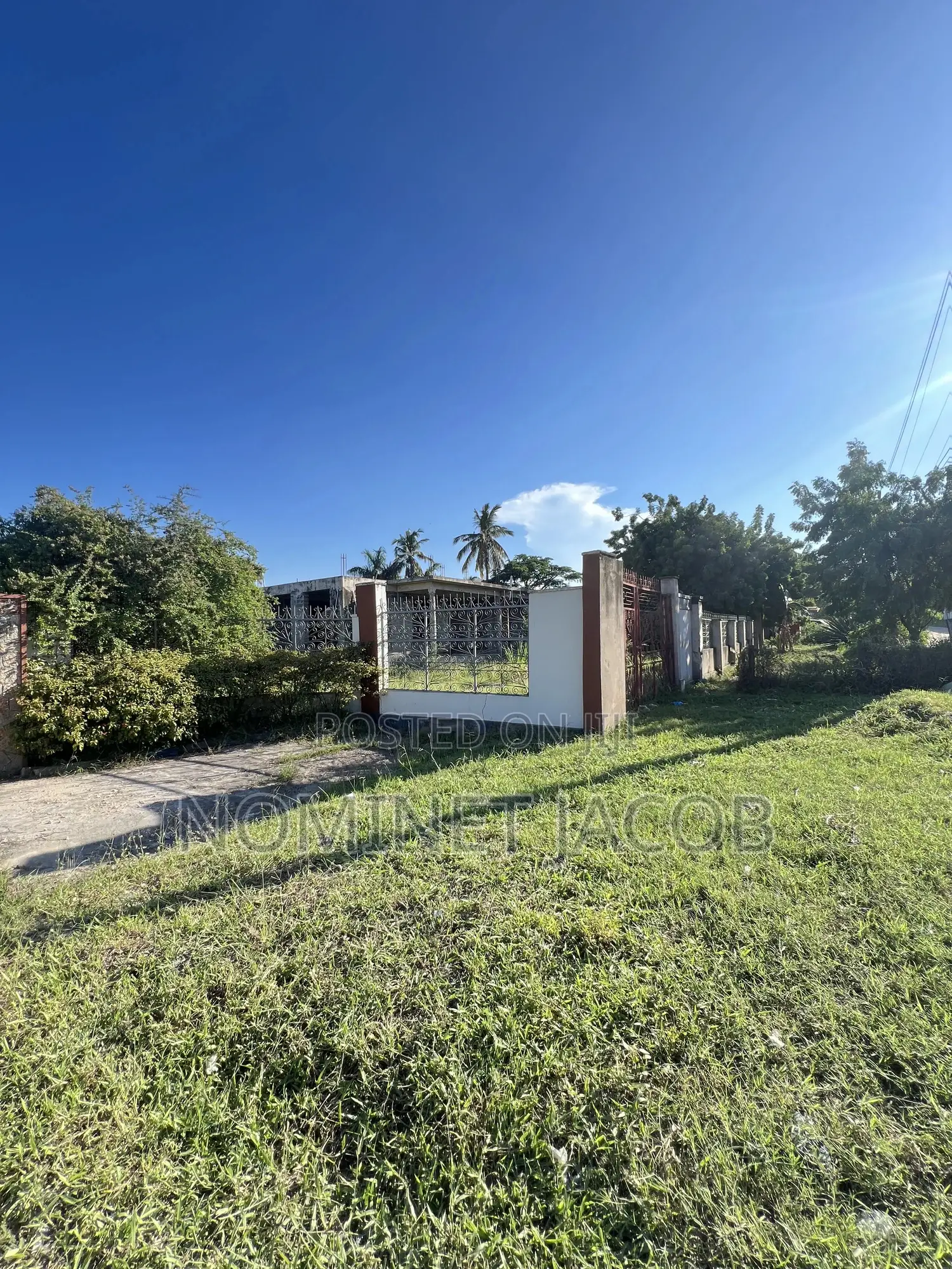4bdrm House in Beach House, Kunduchi for sale