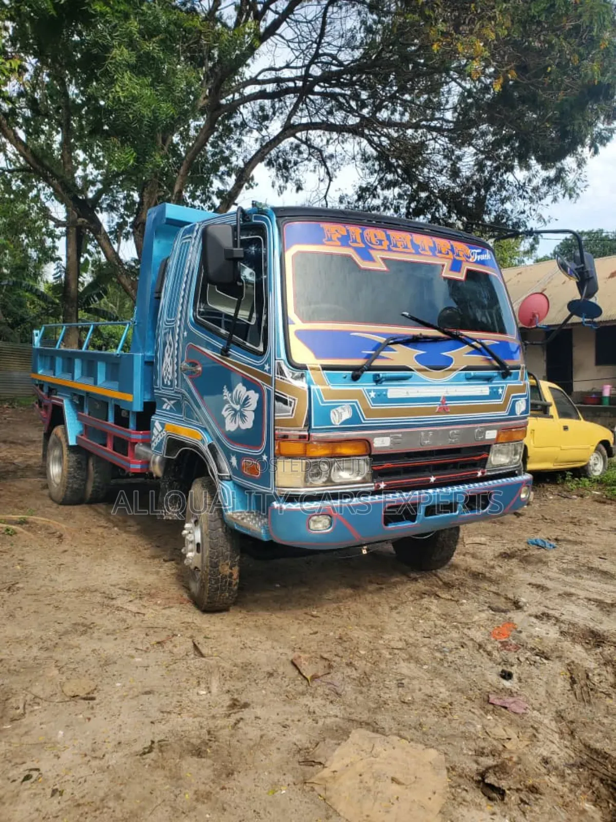 Fuso Tipper 6d17