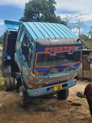 Fuso Tipper 6d17