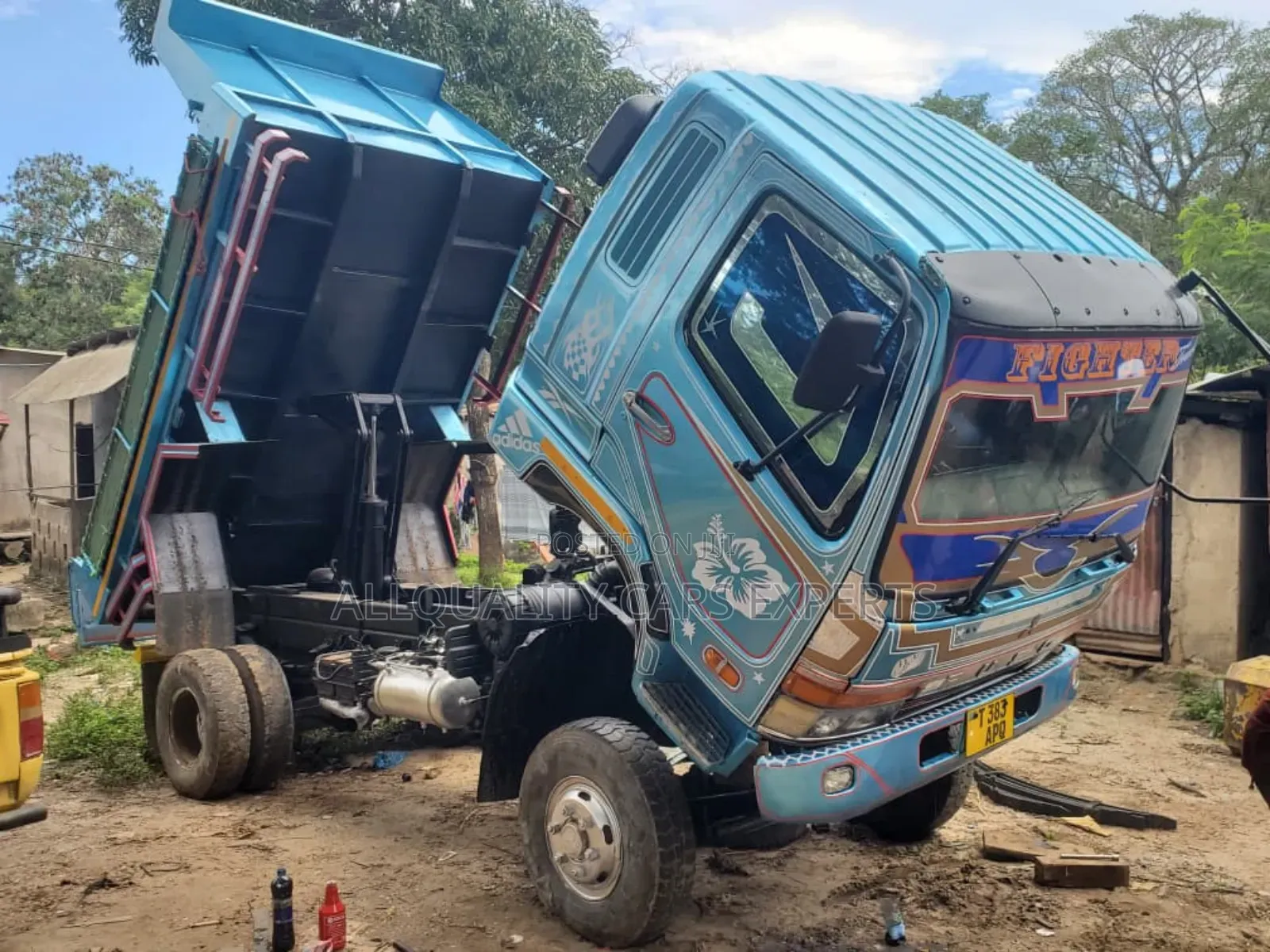Fuso Tipper 6d17