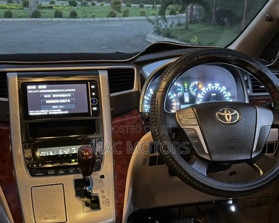 Toyota Alphard 2.4 Petrol FWD 2008 Black