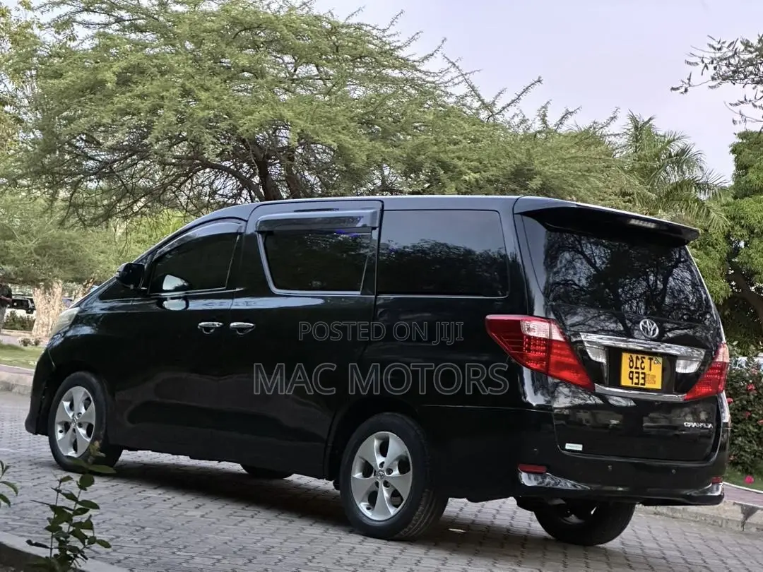 Toyota Alphard 2.4 Petrol FWD 2008 Black