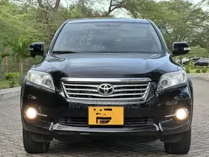 Toyota Vanguard 2011 Black