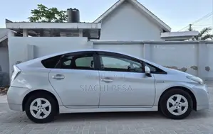 Toyota Prius 2011 Silver