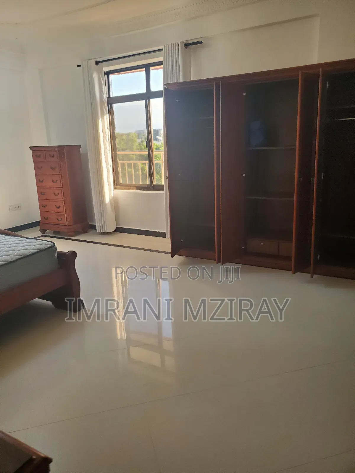 Furnished 3bdrm Apartment in Oyster Bay for rent