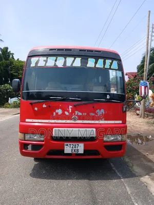 Nissan Civilian 2002 Red