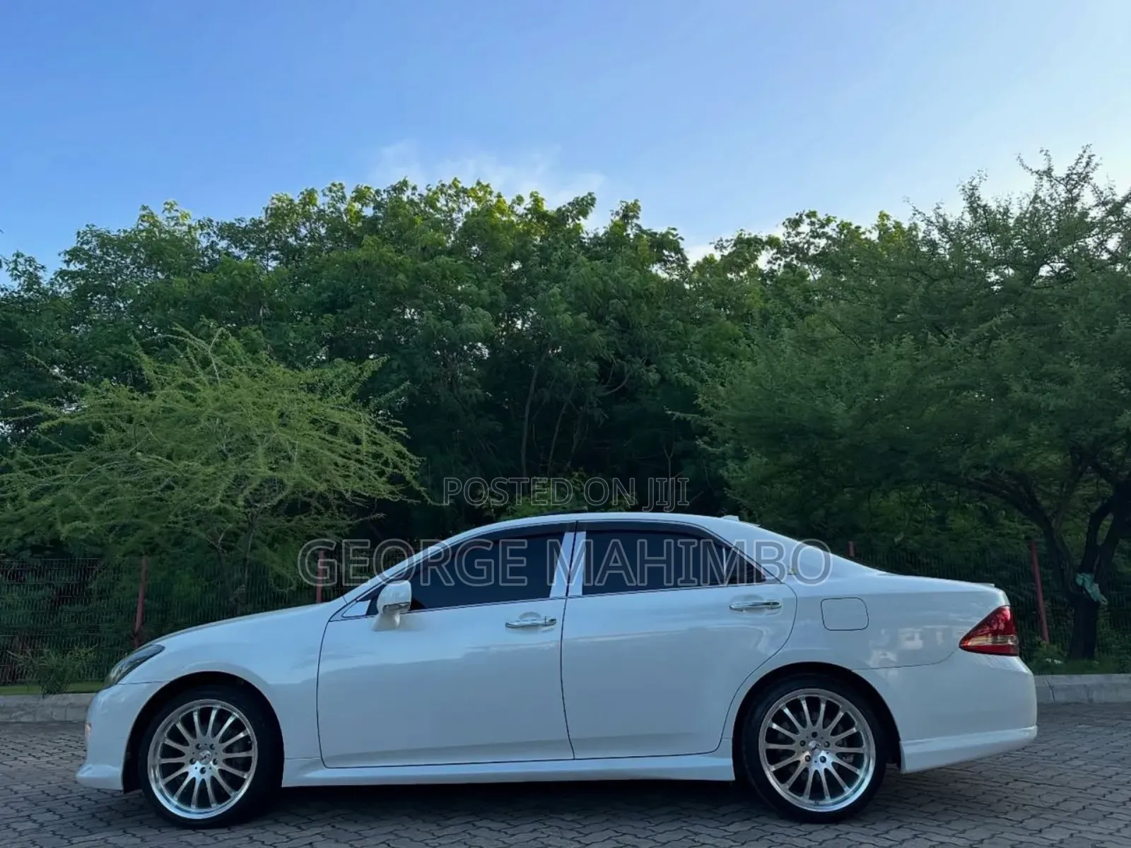 Toyota Crown 2009 Pearl