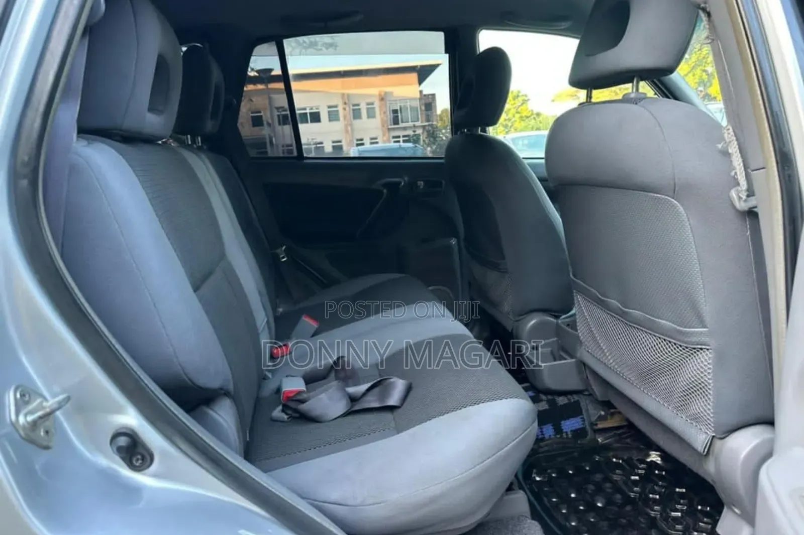 Toyota RAV4 2004 Silver