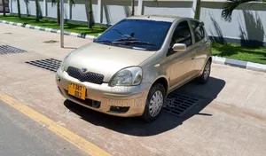 Toyota Vitz 2003 Gold