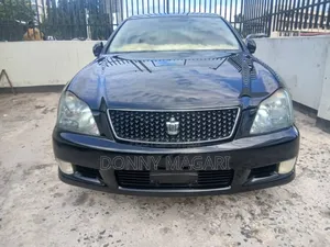 Toyota Crown 2006 Blue
