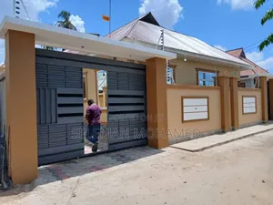 Furnished 3bdrm House in Biriani Real Estate, Chamazi for sale