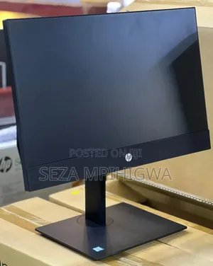 Desktop Computer HP ProOne 600 8GB Intel Core i5 SSD 256GB