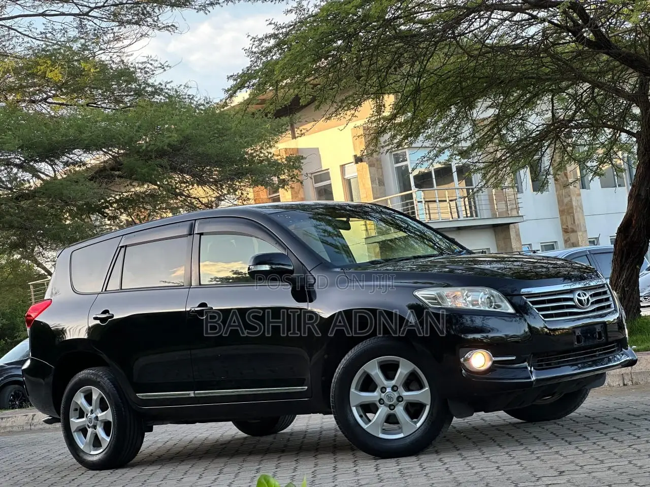 Toyota Vanguard 2013 Black