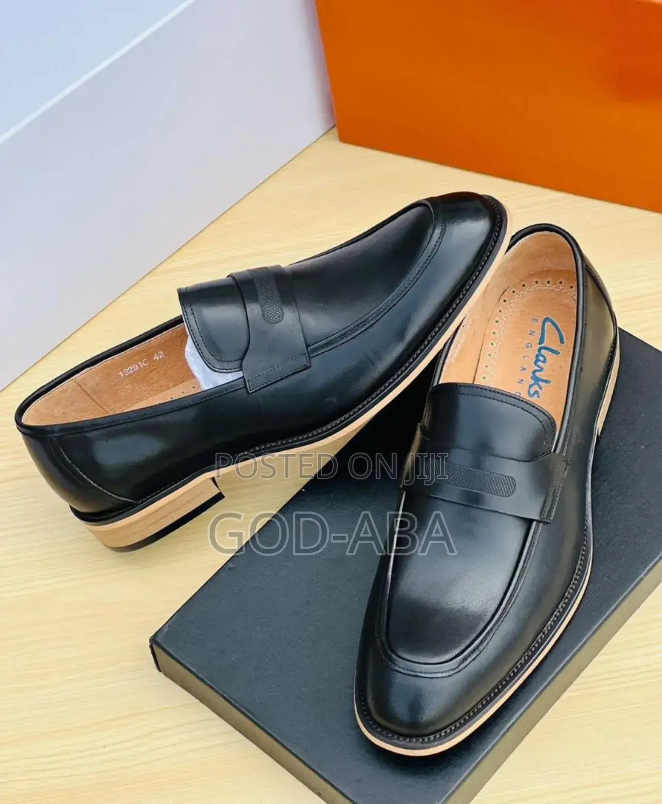 Classic Shoes and Original  Leather