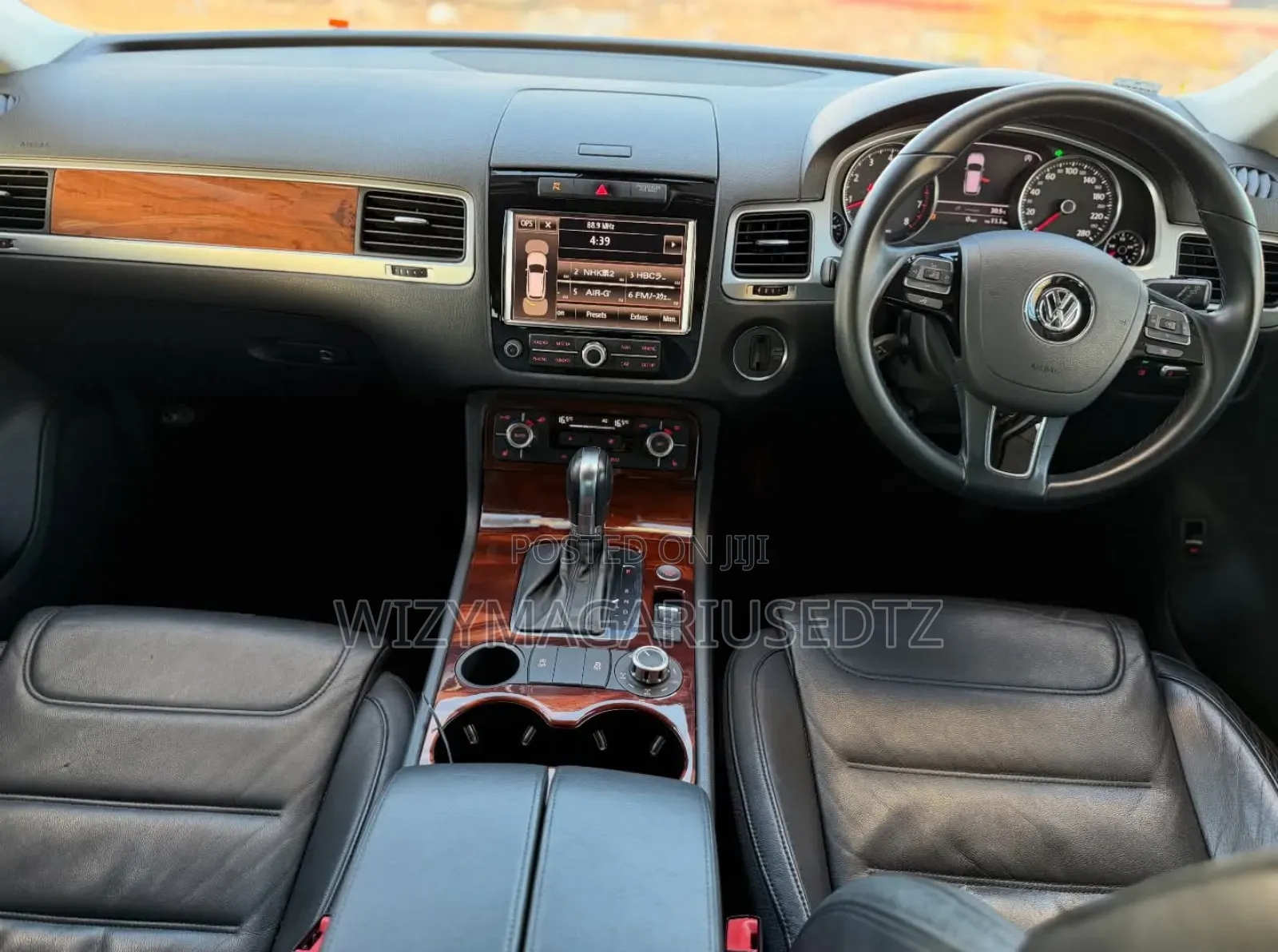 Volkswagen Touareg 2011 Blue