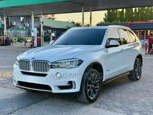 BMW X5 sDrive35i 4dr SUV (3.0L 6cyl Turbo 8A) 2015 White