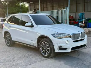 BMW X5 sDrive35i 4dr SUV (3.0L 6cyl Turbo 8A) 2015 White