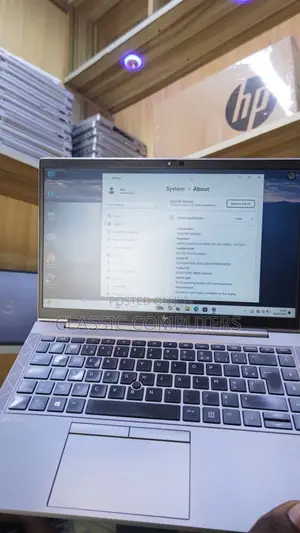 Laptop HP ZBook Firefly 14 G7 16GB Intel Core i5 SSD 256GB