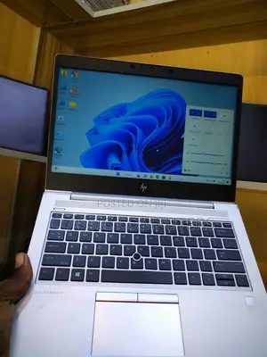 Laptop HP EliteBook 735 G5 8GB AMD Ryzen 5 SSD 256GB