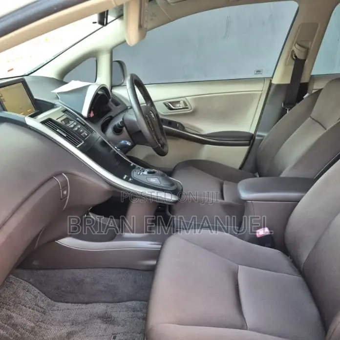 Toyota Sai 2.4 Hybrid FWD 2011 White