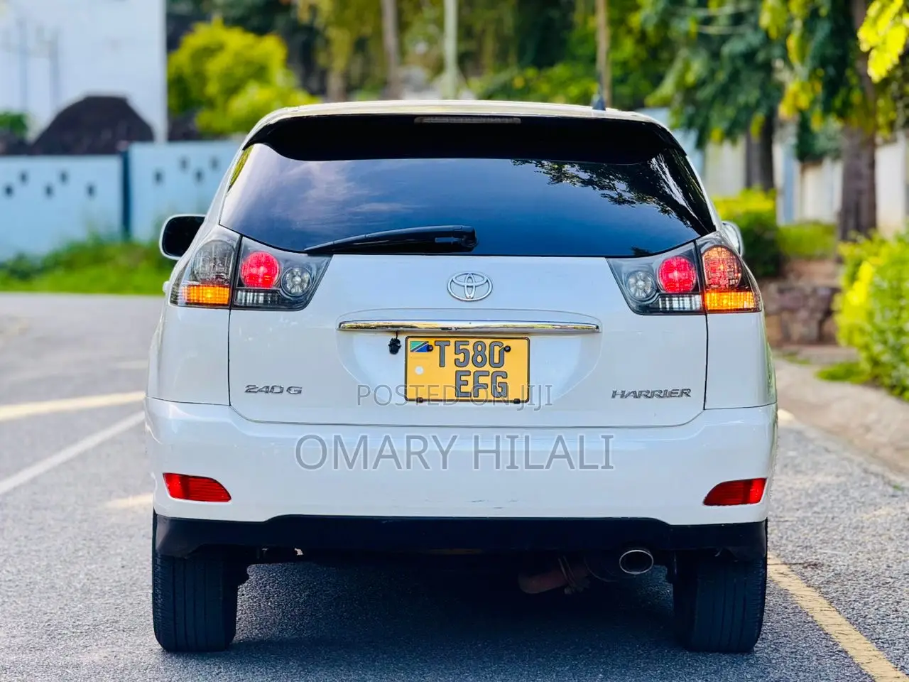 Toyota Harrier 2006 White