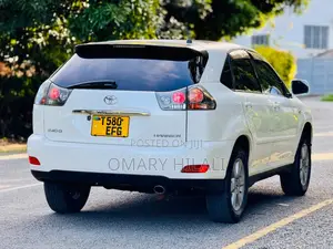 Toyota Harrier 2006 White