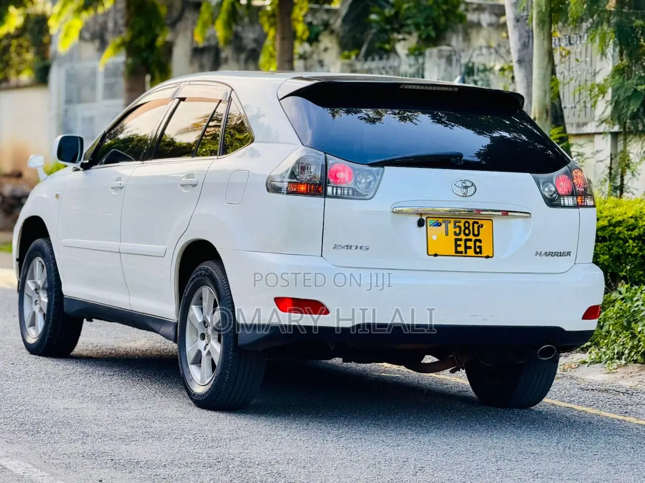 Toyota Harrier 2006 White